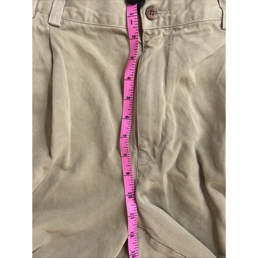 Tommy Bahama Relax‎ Men's Chino 100% Silk Shorts  Khaki - Size 35